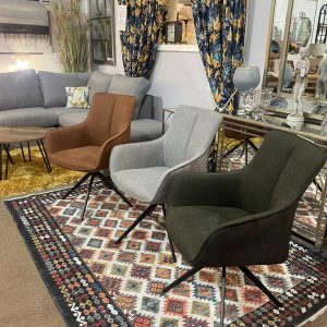 386881346_823964766085765_6183963735064468845_n.jpg Foster Dining Chair