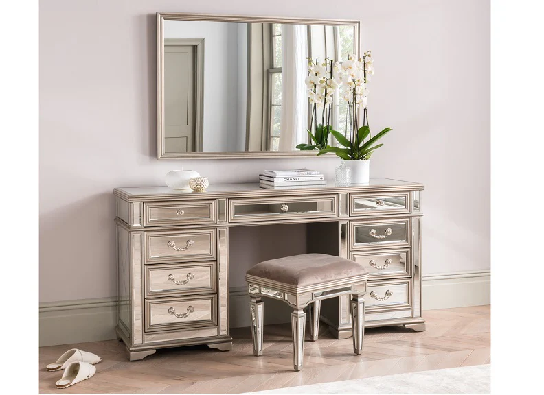 Dresser & Stool